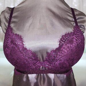 Purple Lace Underwire Plunge Bra With Rhinestone Embellishments